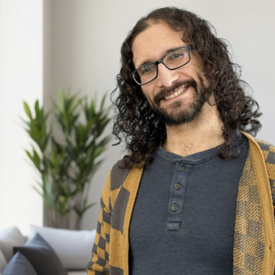 Jonathan Ryan headshot