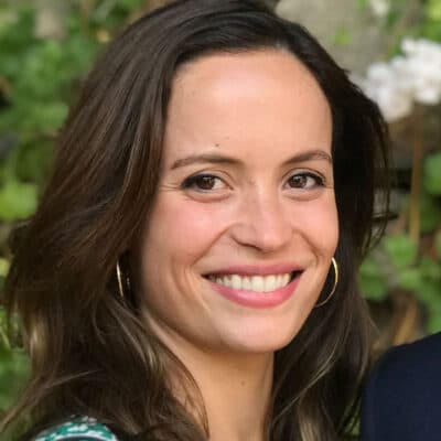 Nell Frabotta headshot