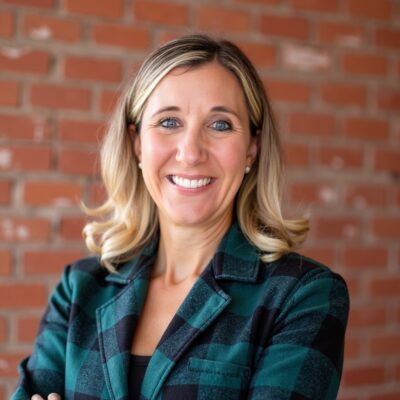 Rebecca Stevens headshot