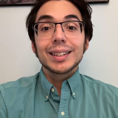 Richard Avila headshot