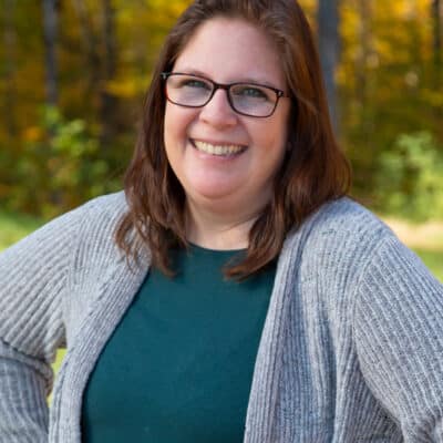 Chrissy Cox headshot