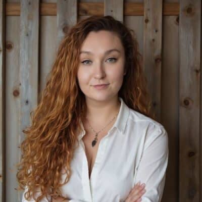 Anita Osinski headshot