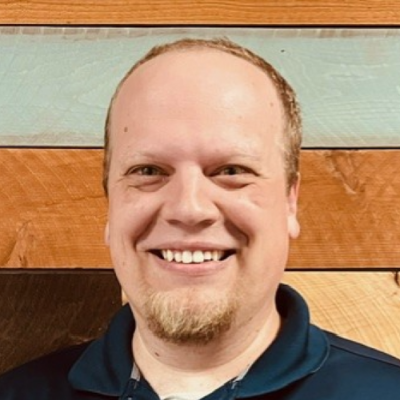 Jonathan Mangano headshot