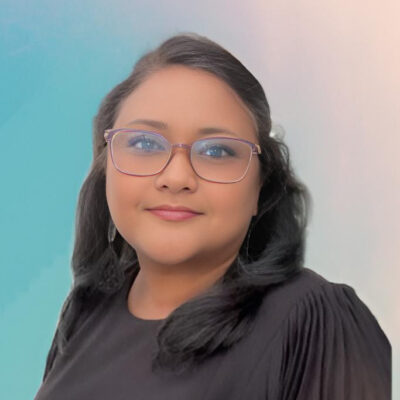 Laurie Jain headshot