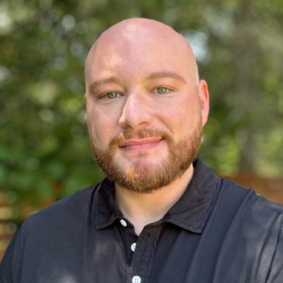 Josh Hunold headshot