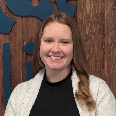 Caitlin Clay headshot