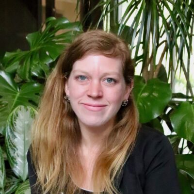 Ellen Russell headshot