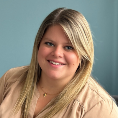 Lauren Nash headshot