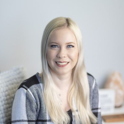 Laura Pisano headshot