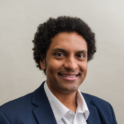 Sean McLean headshot