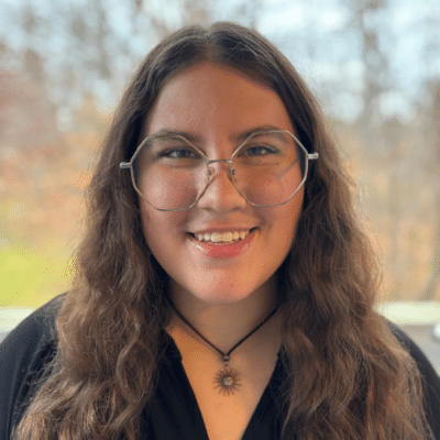 Madelyn Marshall headshot