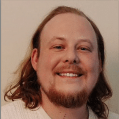 Zachariah Stenzel headshot