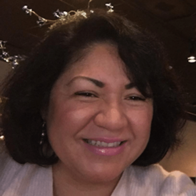 Roxana Ivette Zuleta-Amundsen headshot