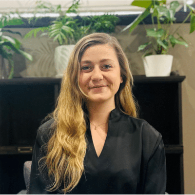 Jordan Farnham headshot