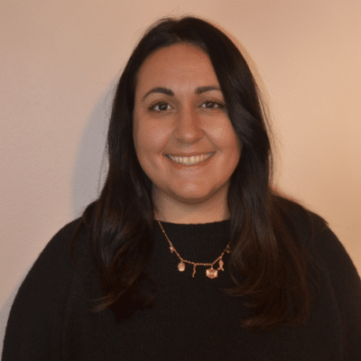 Connie Serratore headshot