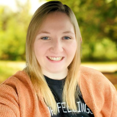 Teresa Ramont headshot