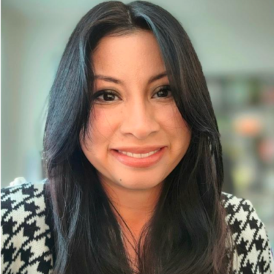 Janet Venezia headshot