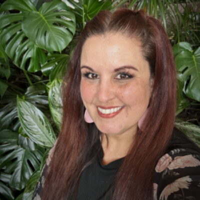 Jeanette Bourbeau headshot