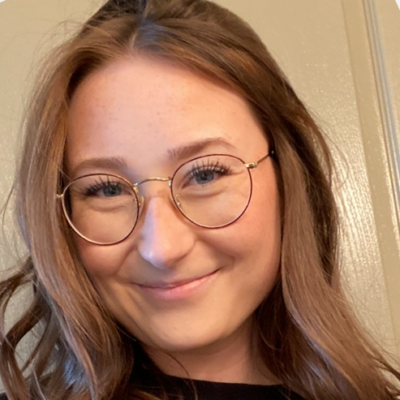 Josie Powell headshot