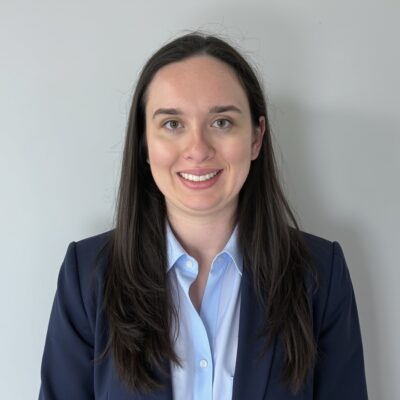 Phoebe Pohl headshot