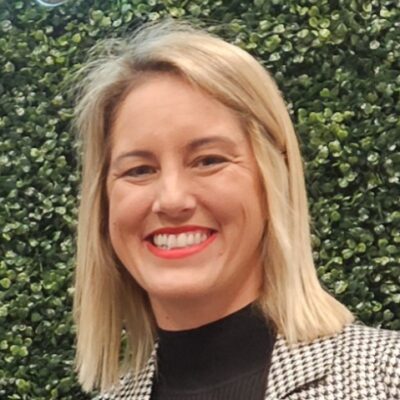 Shannon Sievers headshot