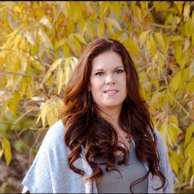 Cassie Lenhart-Hayes headshot