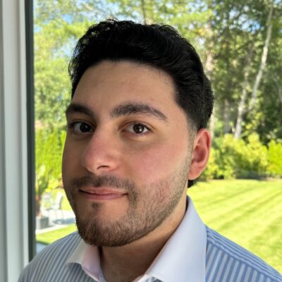 Daniel Shahkoohi headshot