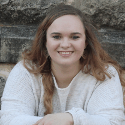 Emma Armstrong headshot