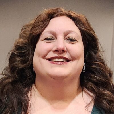 Gina Brobeck headshot