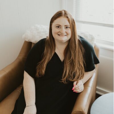 Laura Woodford headshot