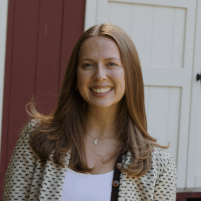 Chloe Simonson headshot