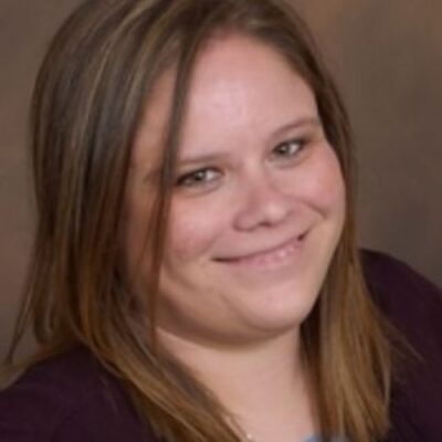 Laurel Nard headshot